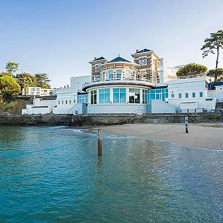 Alliance Thalasso & פורניק